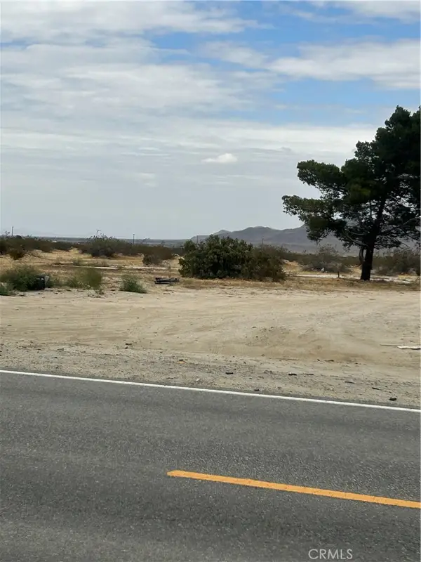 20505 Palmdale Blvd E, Palmdale, CA 93591