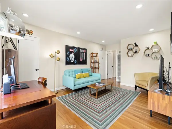 3042 E 3rd Street #2, Long Beach, CA 90814