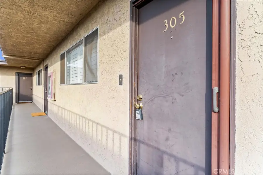 1061 Park Avenue, Long Beach, CA 90804 - #2