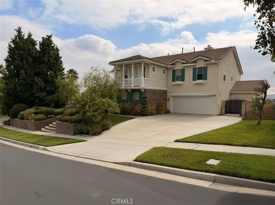 3025 Forest View, Corona, CA 92882 - #3