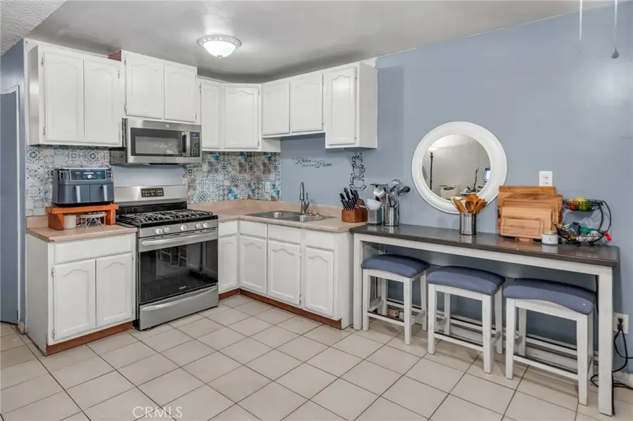 3365 Santa Fe #17, Long Beach, CA 90810 - #3