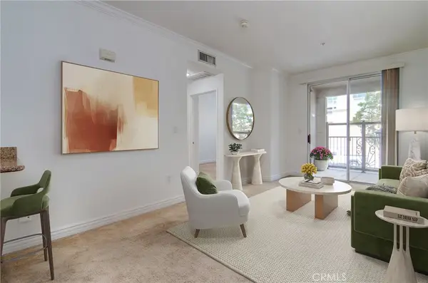 2220 Watermarke Place, Irvine, CA 92612