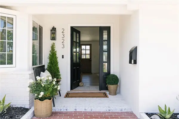 2323 Cornell, Costa Mesa, CA 92626