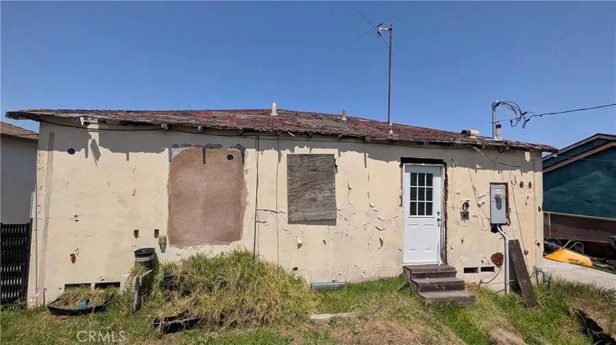 1334 W School, Compton, CA 90220 - #2