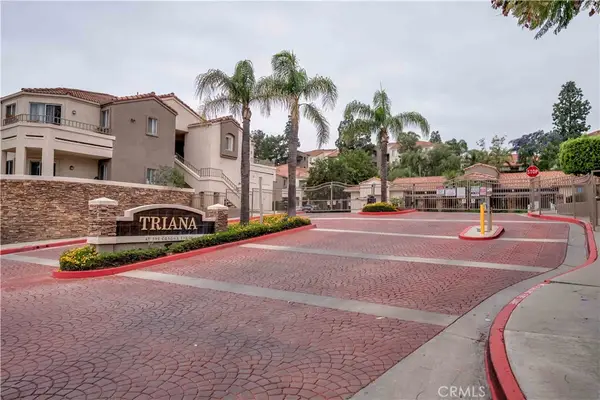 1010 La Terraza #206, Corona, CA 92879