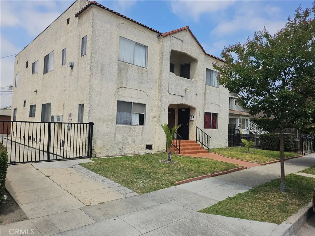 6519 Middleton Street, Huntington Park, CA 90255 - #1