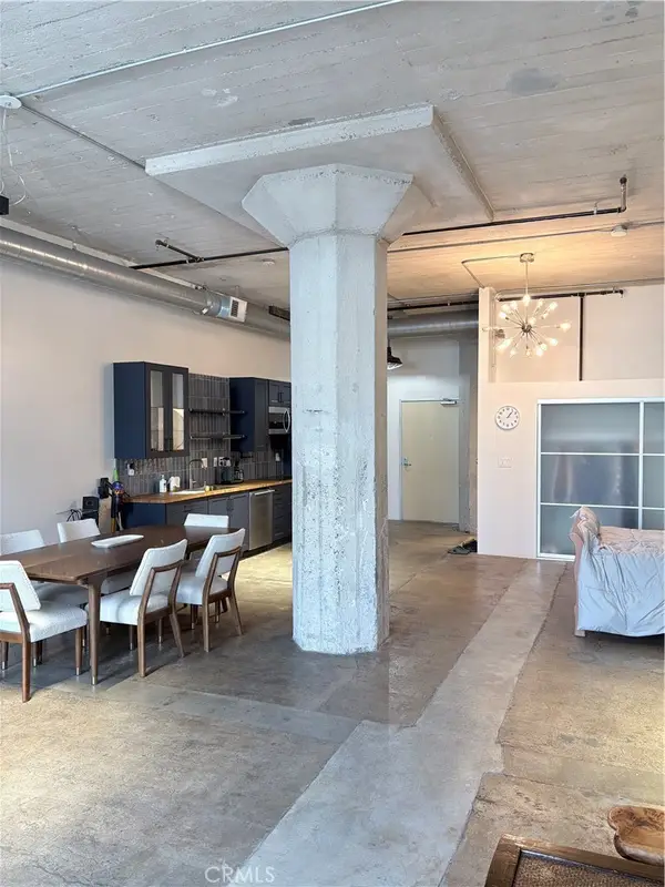 825 E 4th St #101, Los Angeles, CA 90013