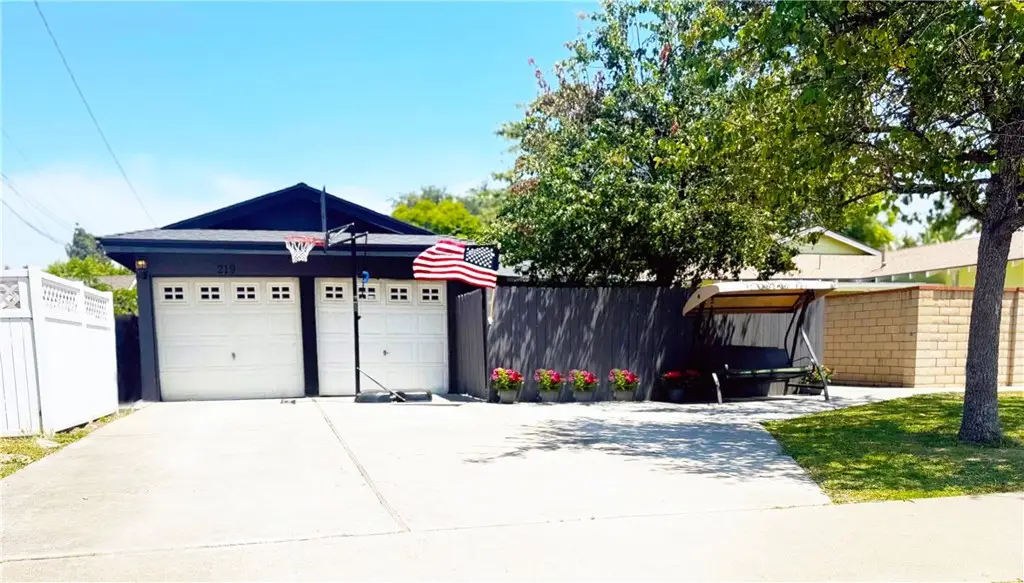 219 S Cambridge Street, Orange, CA 92866 - #1