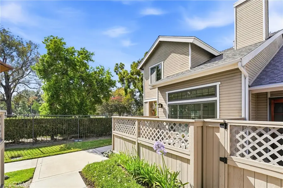 1836 W Falmouth Avenue #11, Anaheim, CA 92801 - #2
