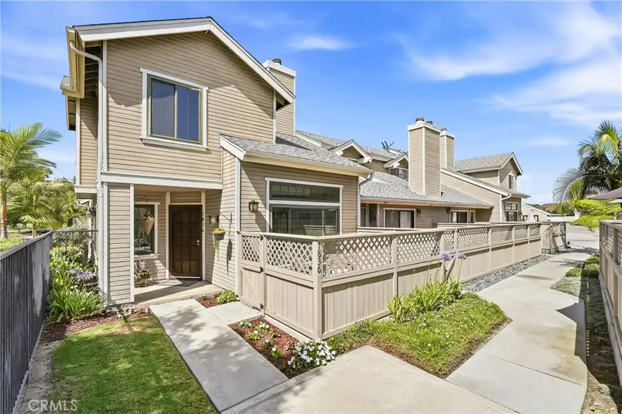1836 W Falmouth Avenue #11, Anaheim, CA 92801 - #3