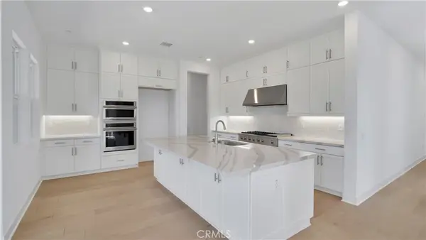 201 Briar Moon, Irvine, CA 92618