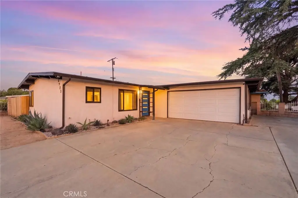 5923 N Edenfield, Azusa, CA 91702 - #1