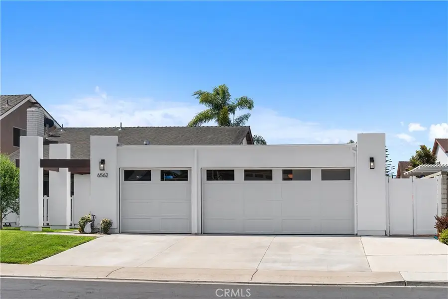 6562 Dohrn Circle, Huntington Beach, CA 92647 - #2