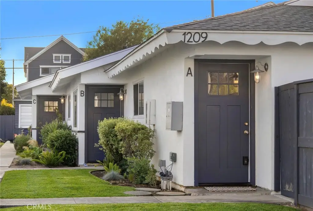 1209 Florida Street, Huntington Beach, CA 92648 - #1