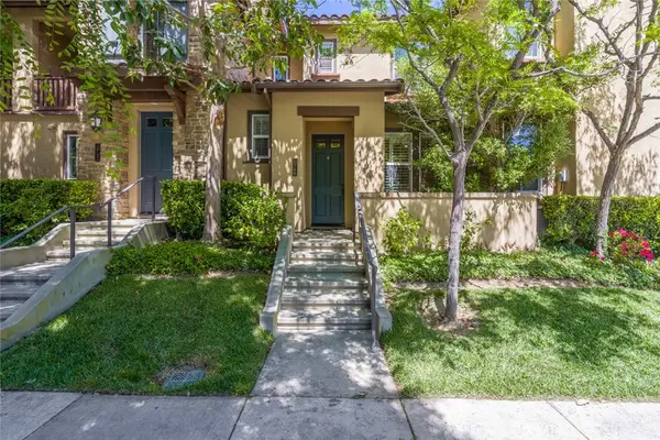 127 Jadestone, Irvine, CA 92603