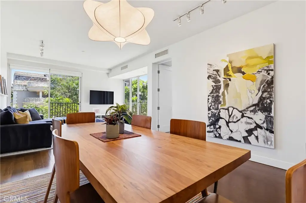 855 N Croft Avenue #302, Los Angeles, CA 90069 - #1