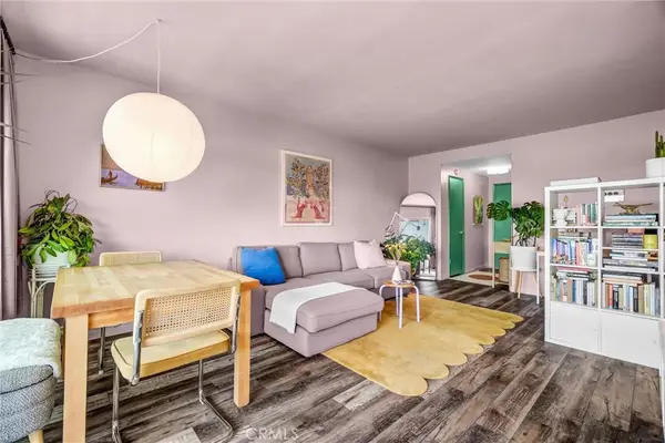 528 Cedar #3A, Long Beach, CA 90802