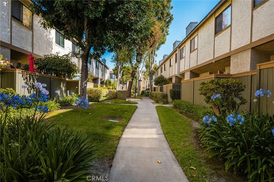 2000 W Palmyra #10, Orange, CA 92868 - #3