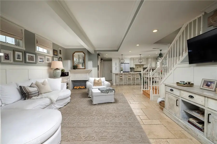 331 Walnut Street, Newport Beach, CA 92663 - #3