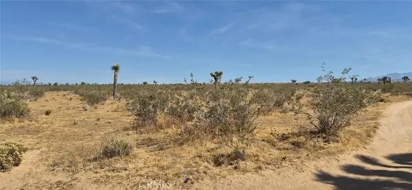 1 La Mesa Road, Phelan, CA 92371