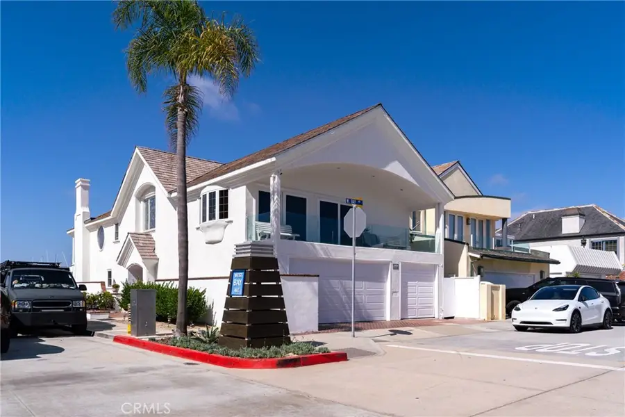1444 W Bay, Newport Beach, CA 92661 - #2