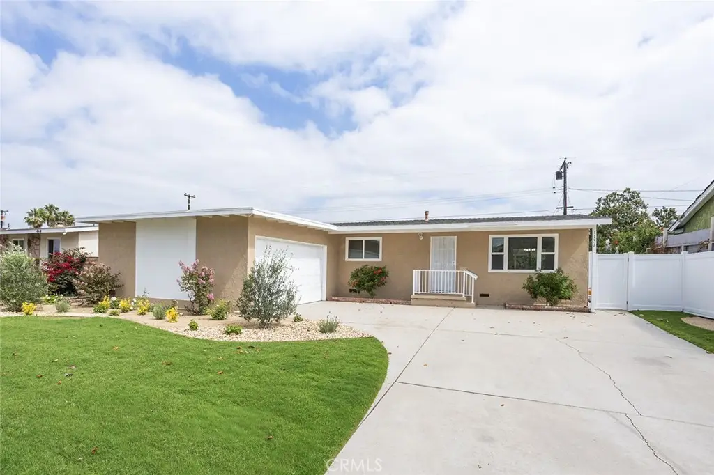 1137 W Baker, Fullerton, CA 92833 - #1