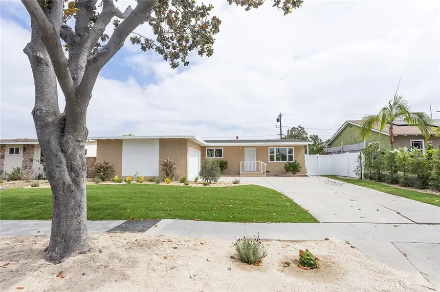 1137 W Baker, Fullerton, CA 92833 - #2