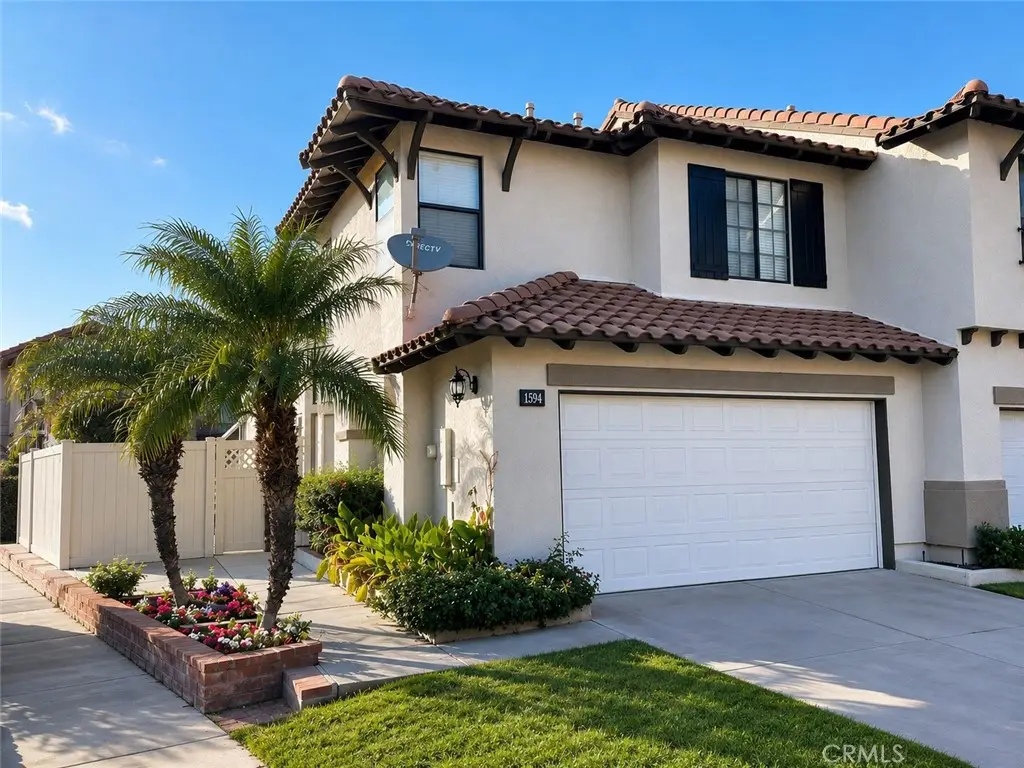 1594 San Fernando, Corona, CA 92882 - #1