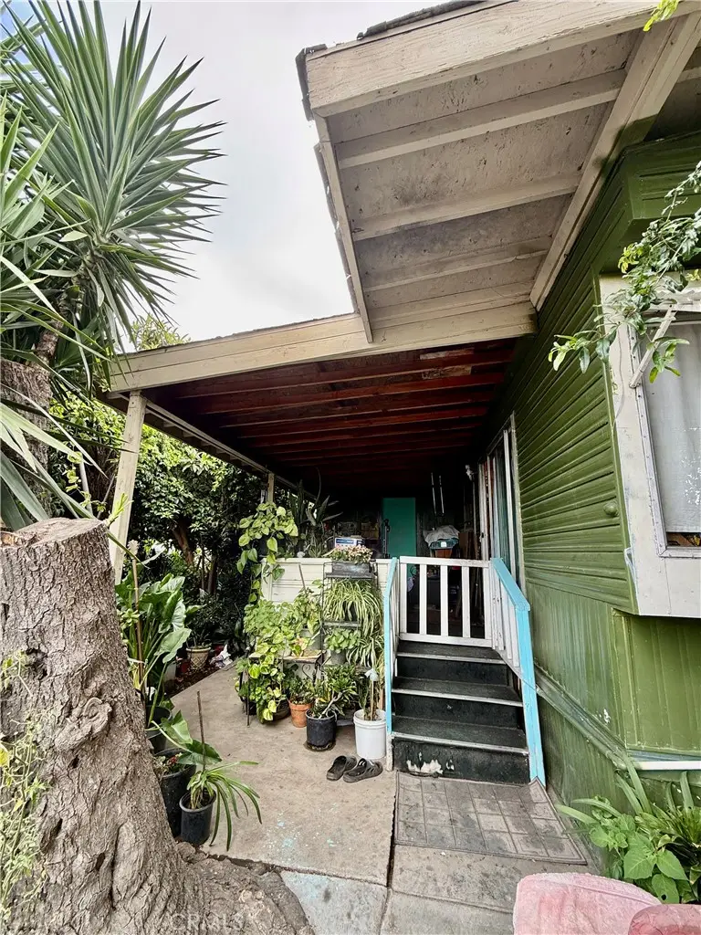 223 Madrid Avenue, Santa Ana, CA 92703 - #3
