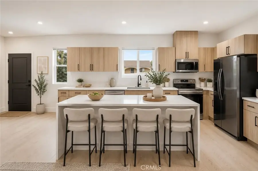 16623 Lake Avenue, Paramount, CA 90723 - #3