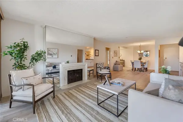 102 Scholz #234, Newport Beach, CA 92663