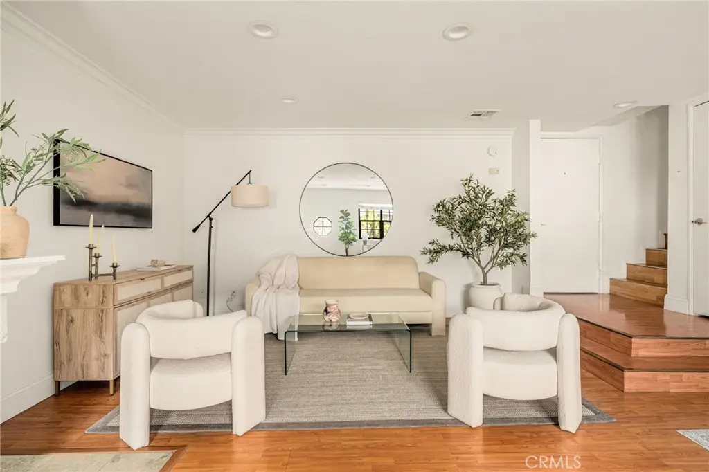 698 S Berendo #206, Los Angeles, CA 90005 - #1