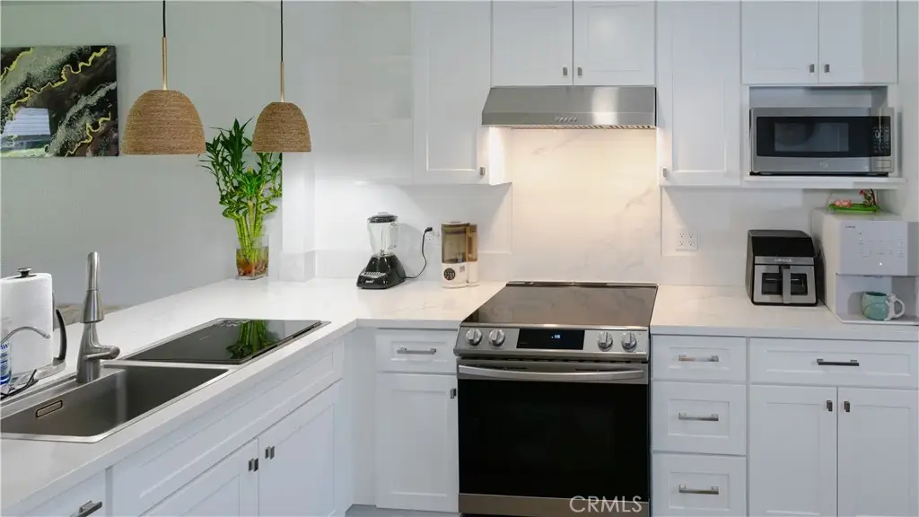 521 S Lyon #11, Santa Ana, CA 92701 - #1