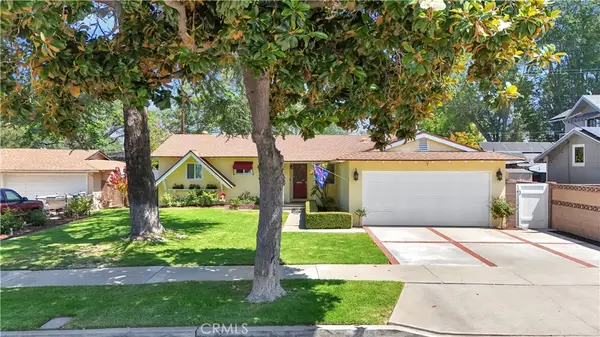 2415 E Oakmont, Orange, CA 92867