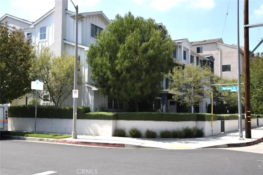 10757 Hortense, Toluca Lake, CA 91602 - #2