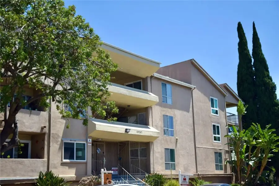 10757 Hortense, Toluca Lake, CA 91602 - #3