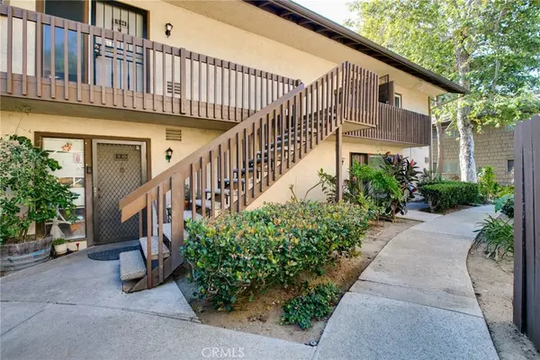 3050 S Bristol #1J, Santa Ana, CA 92704