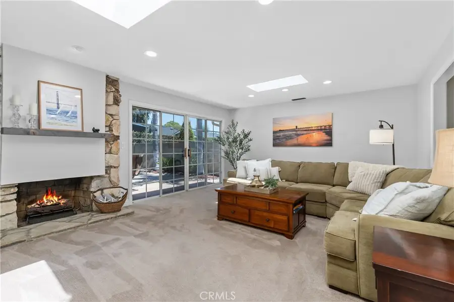 4589 Hazelnut Avenue, Seal Beach, CA 90740 - #3