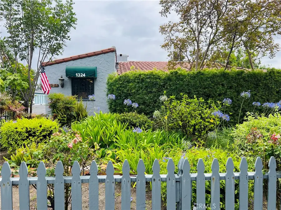1324 E Chapman, Orange, CA 92866 - #3