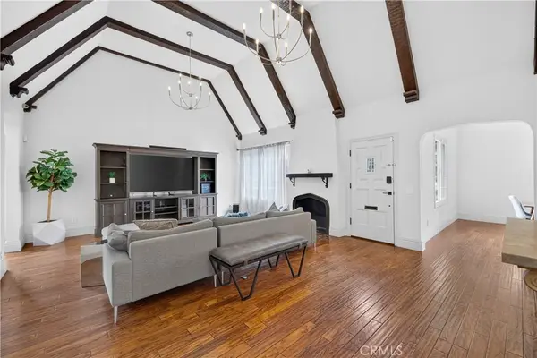 515 N Crescent Heights, Los Angeles, CA 90048