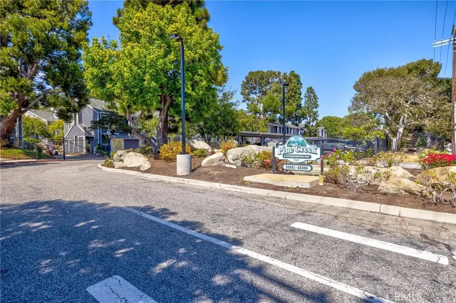 25269 Pine Creek Lane, Wilmington, CA 90744 - #2