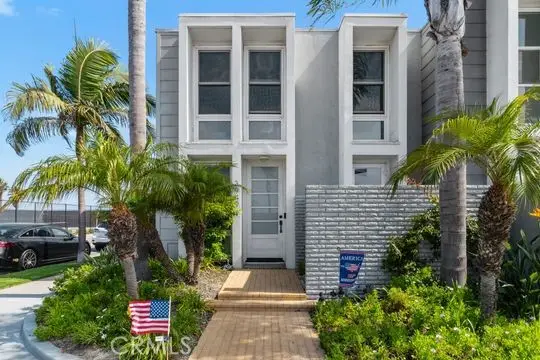 3949 Warner Avenue, Huntington Beach, CA 92649 - #1