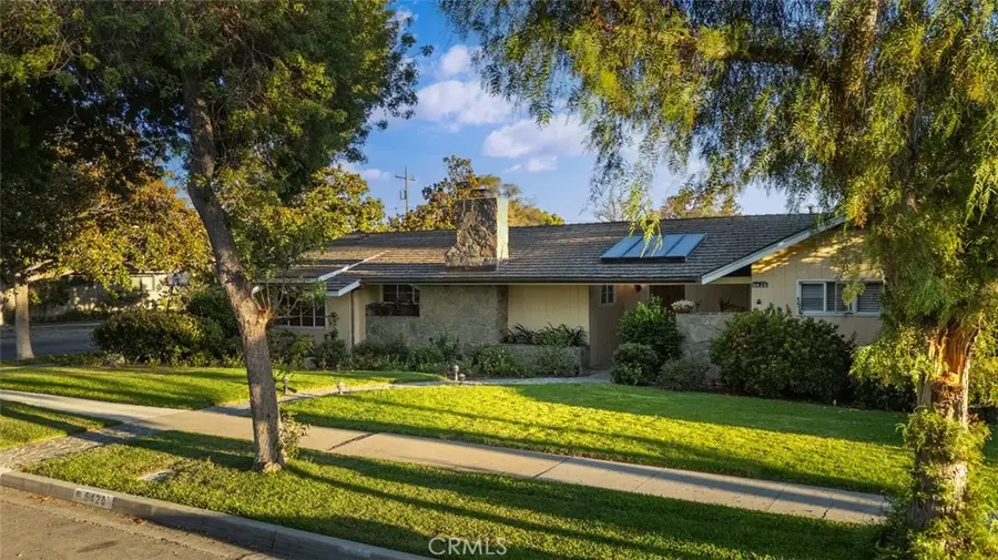 5420 E El Jardin Street, Long Beach, CA 90815 - #2