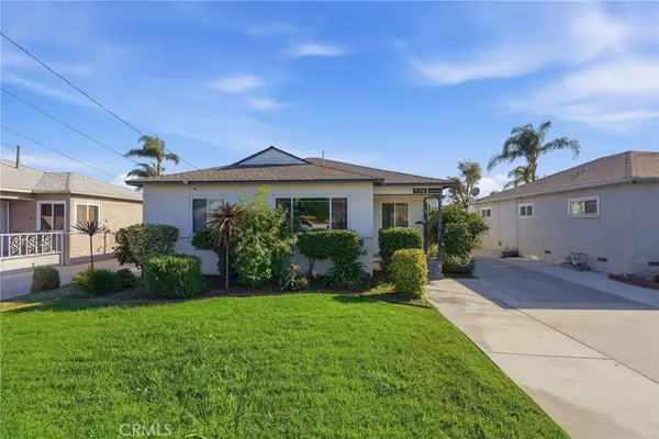 9138 Rendalia, Bellflower, CA 90706