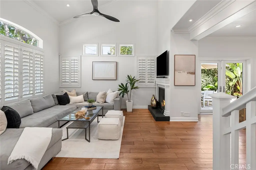 302 Turtle Bay Ln, Costa Mesa, CA 92627 - #1