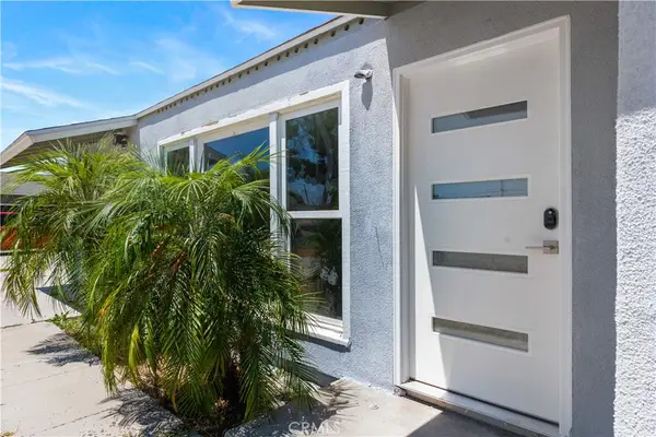 517 N Chalburn, West Covina, CA 91790