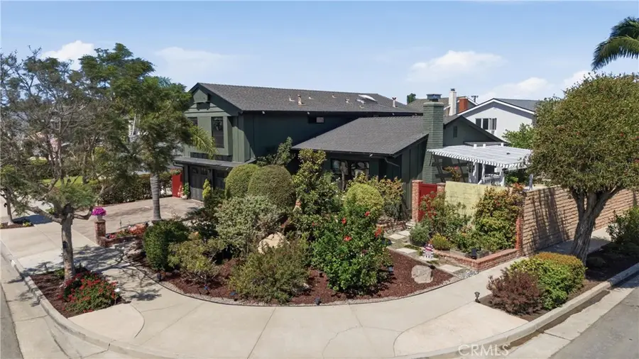17432 Almelo Lane, Huntington Beach, CA 92649 - #3