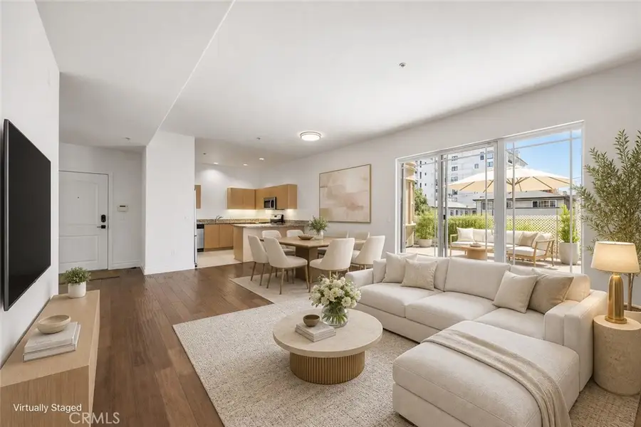 917 S New Hampshire #215, Los Angeles, CA 90006 - #3