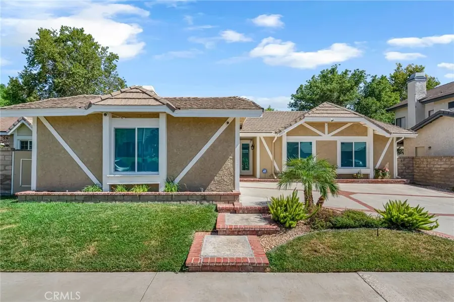 23515 Estrella, Valencia, CA 91355 - #2
