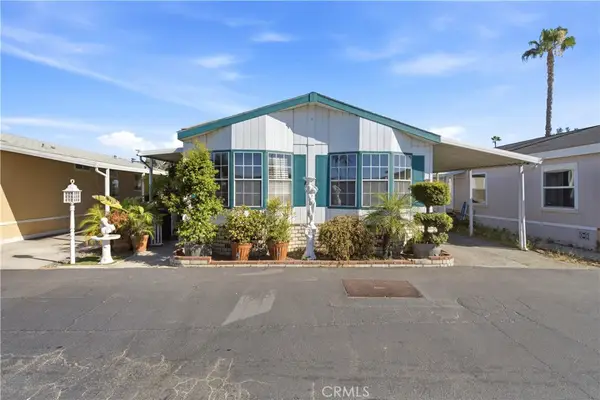 1925 E La Veta Avenue #49, Orange, CA 92866